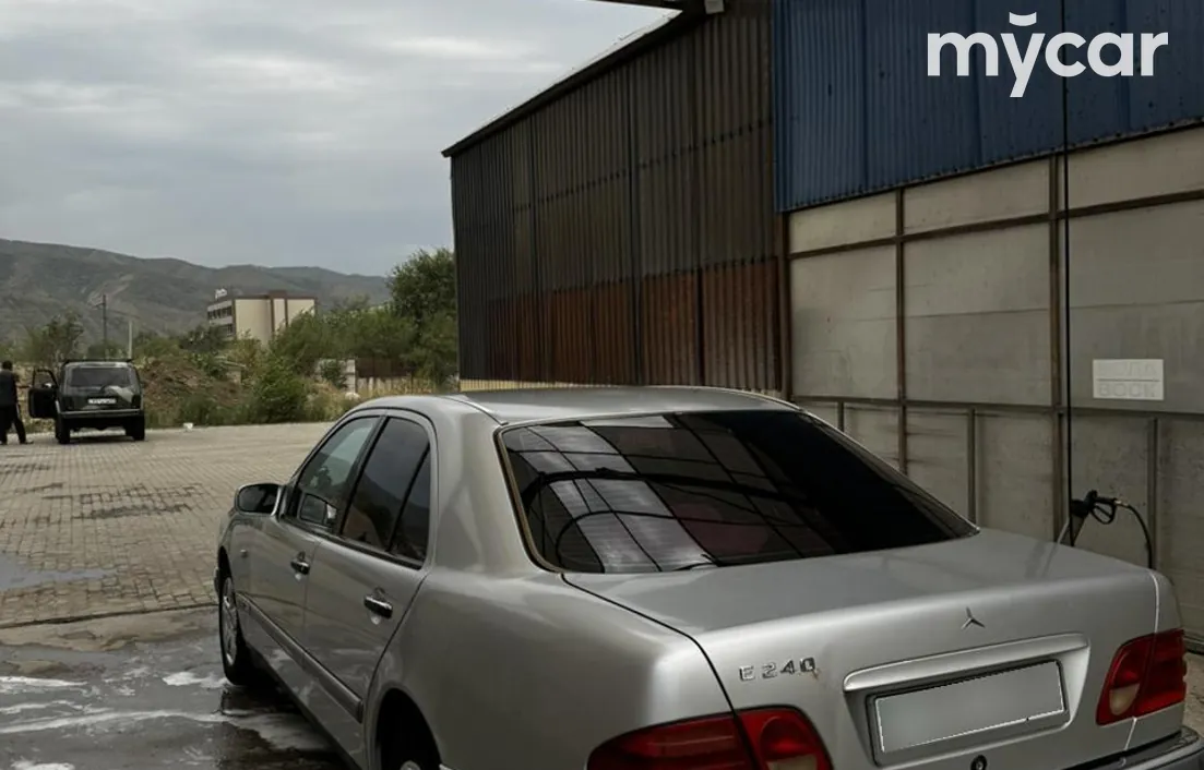 Mercedes-Benz E-Класс 1998