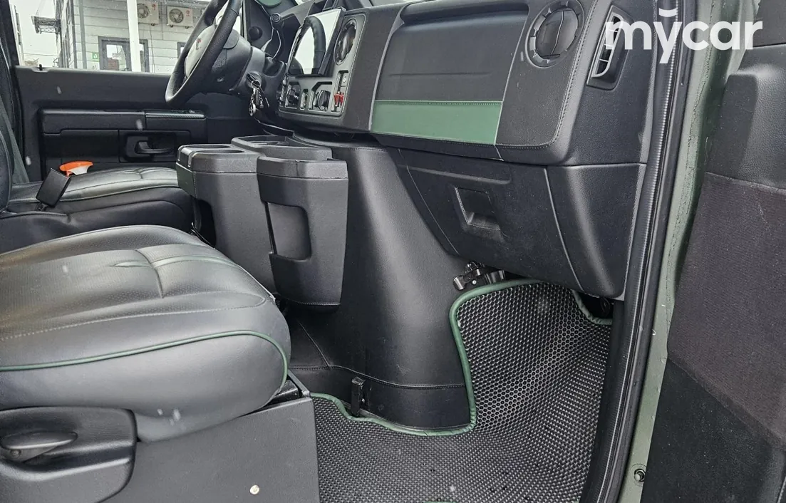 Ford Econoline 2011