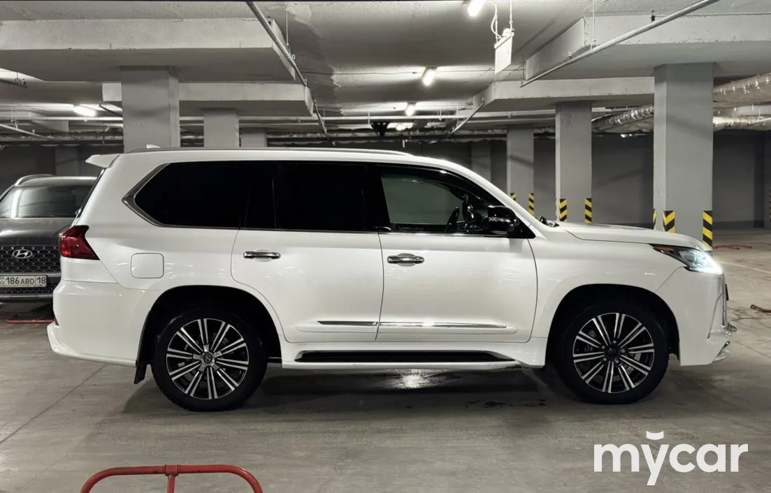 Lexus LX 2018
