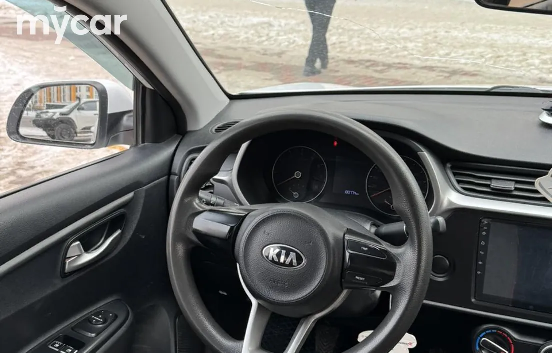 Kia Rio 2021