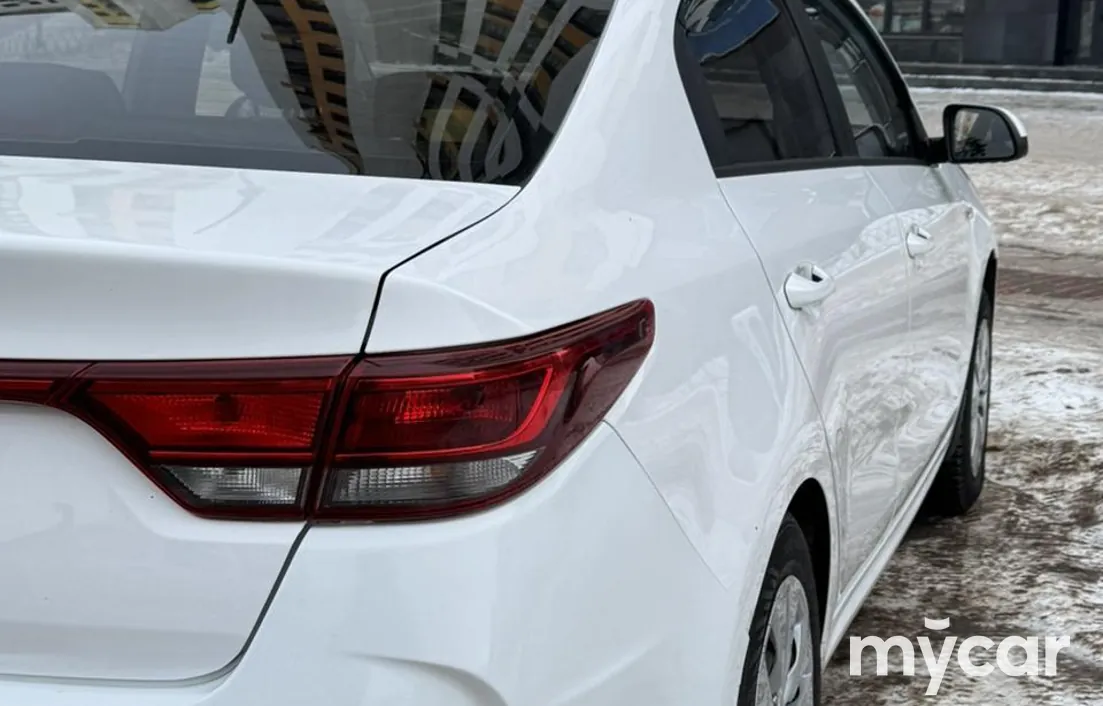Kia Rio 2021