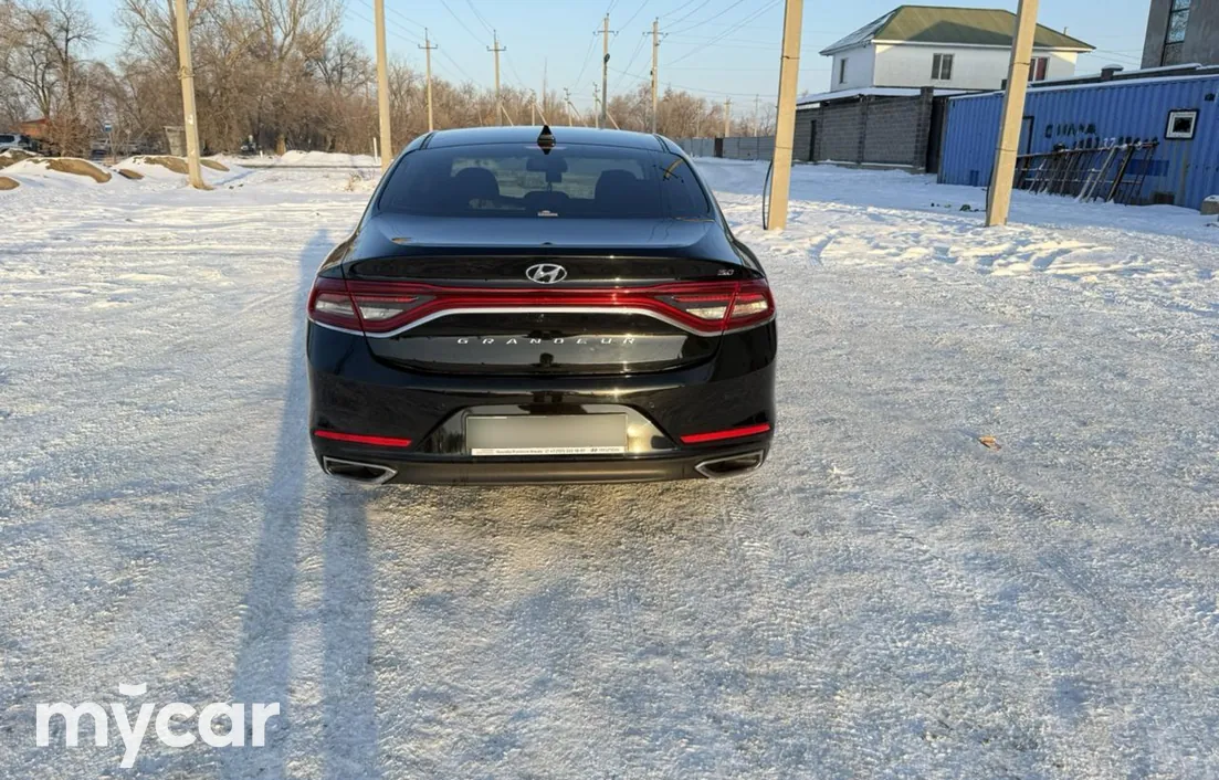 Hyundai Grandeur 2017
