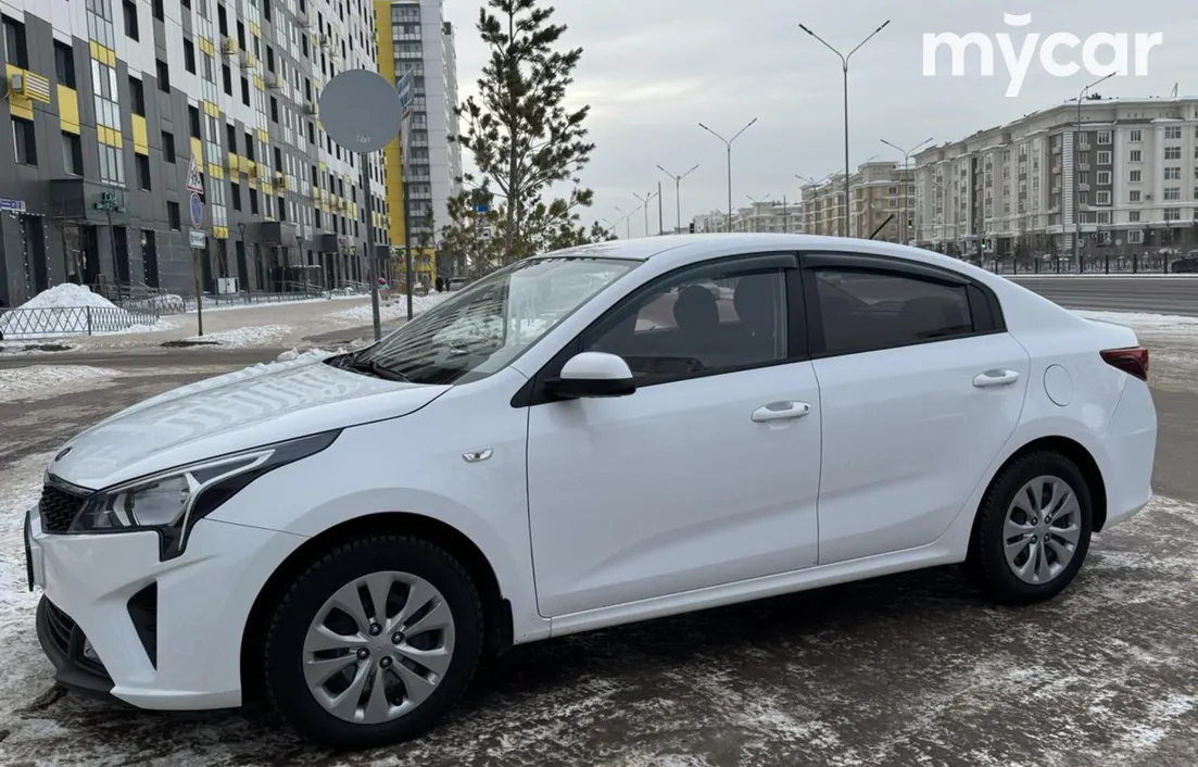 Kia Rio 2021