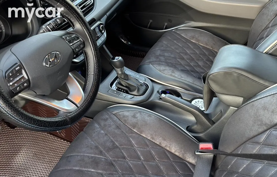 Hyundai i30 2023