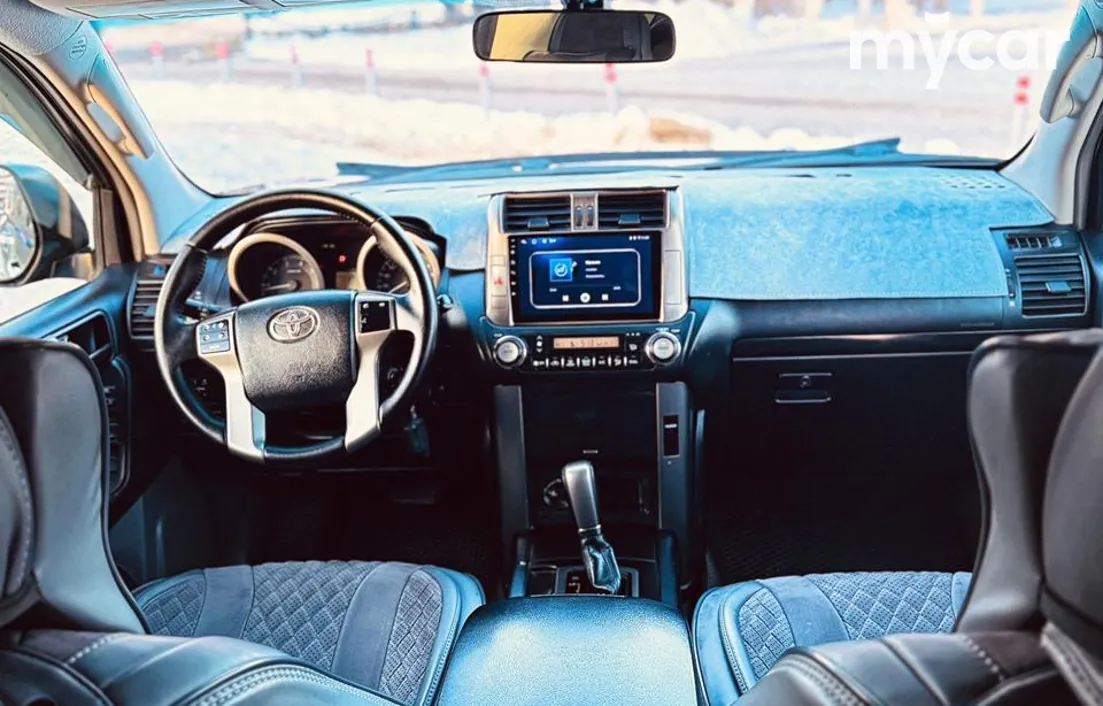 Toyota Land Cruiser Prado 2013