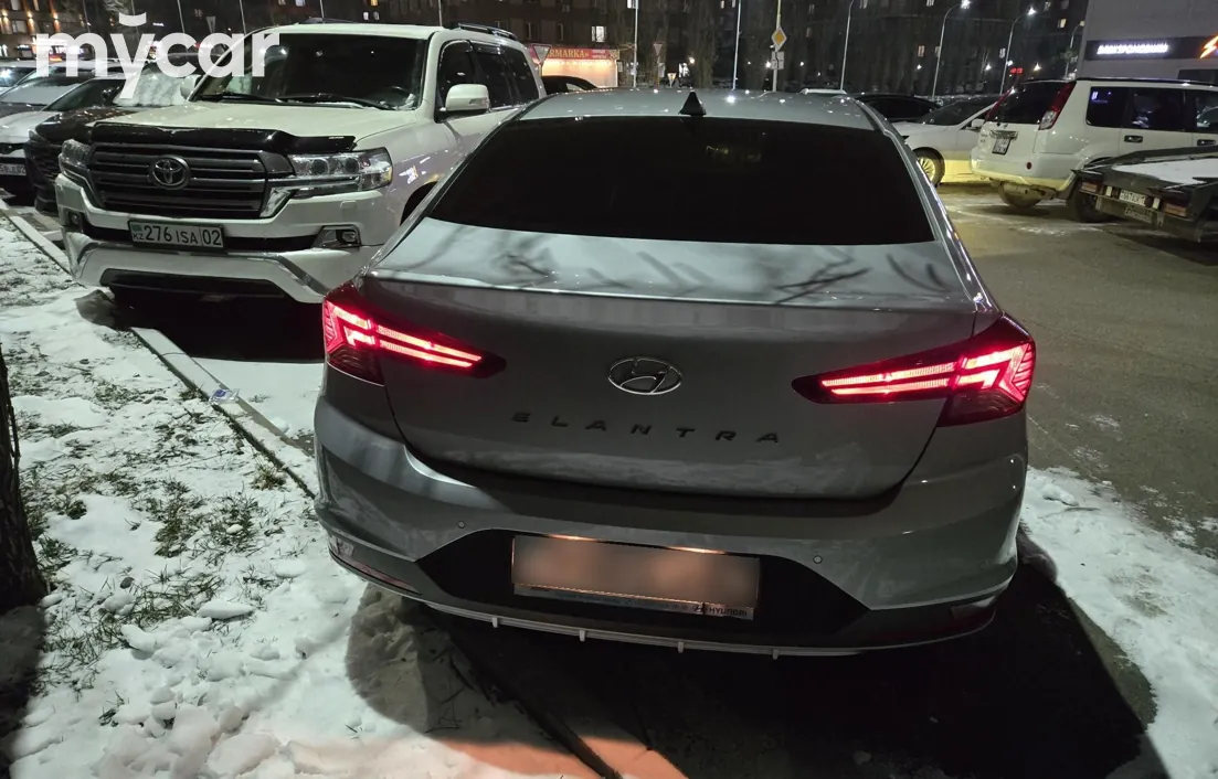 Hyundai Elantra 2020