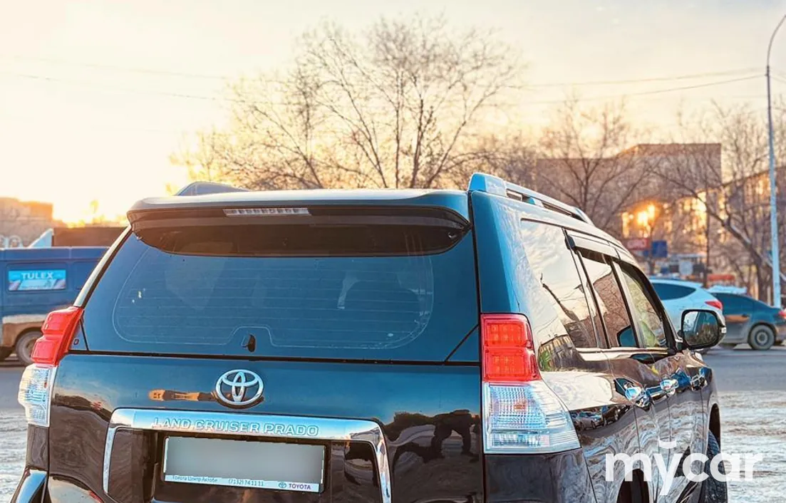Toyota Land Cruiser Prado 2013