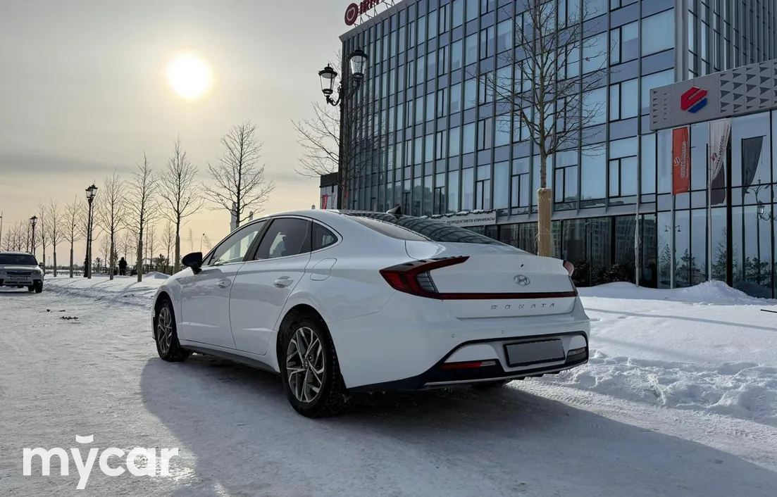 Hyundai Sonata 2021