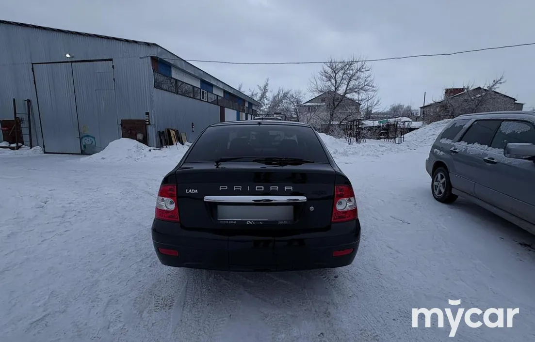 LADA Priora 2012