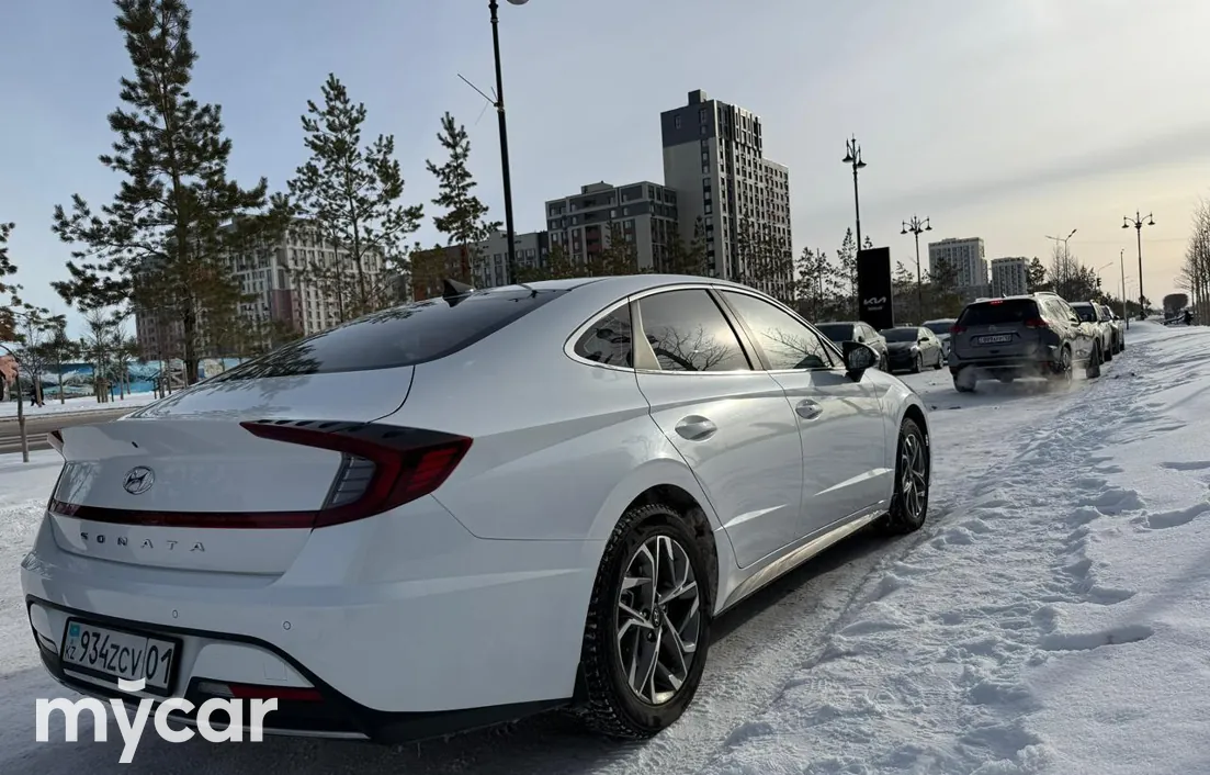 Hyundai Sonata 2021