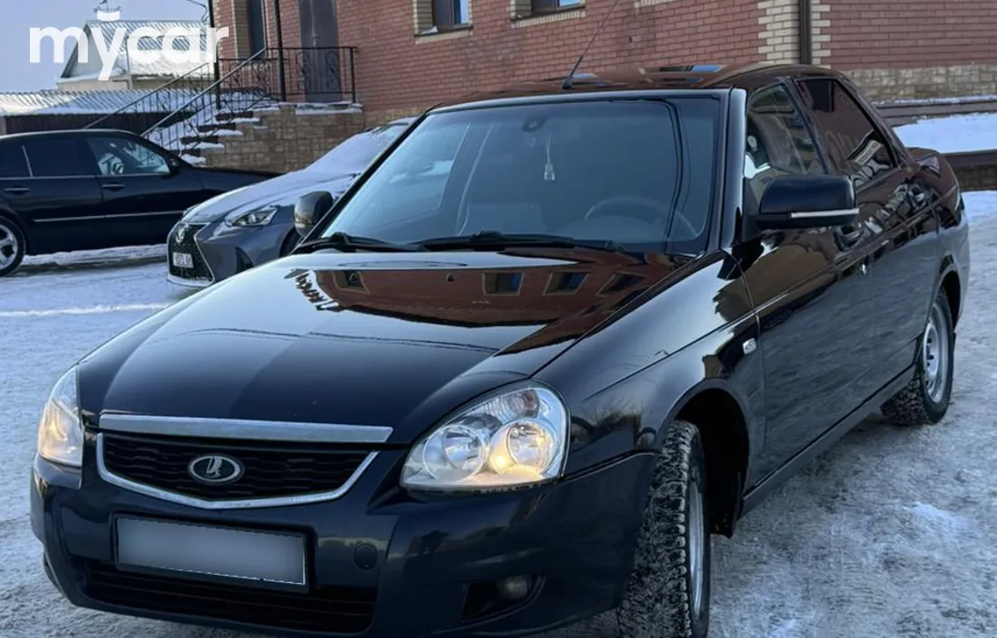 LADA Priora 2013