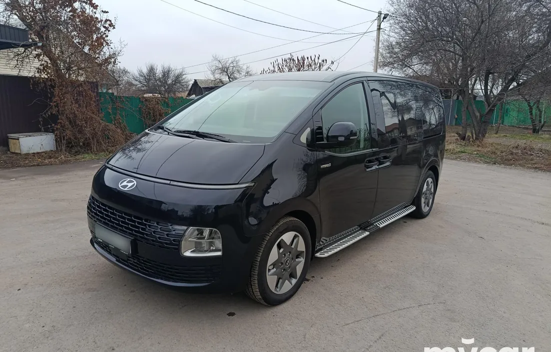 Hyundai Staria 2024