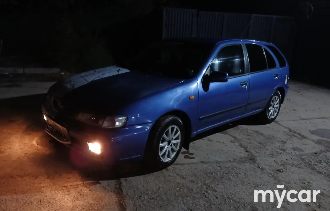 Nissan Almera 1998