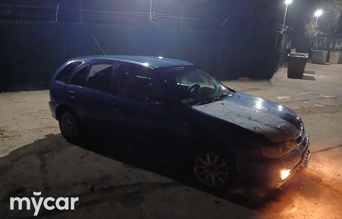 Nissan Almera 1998