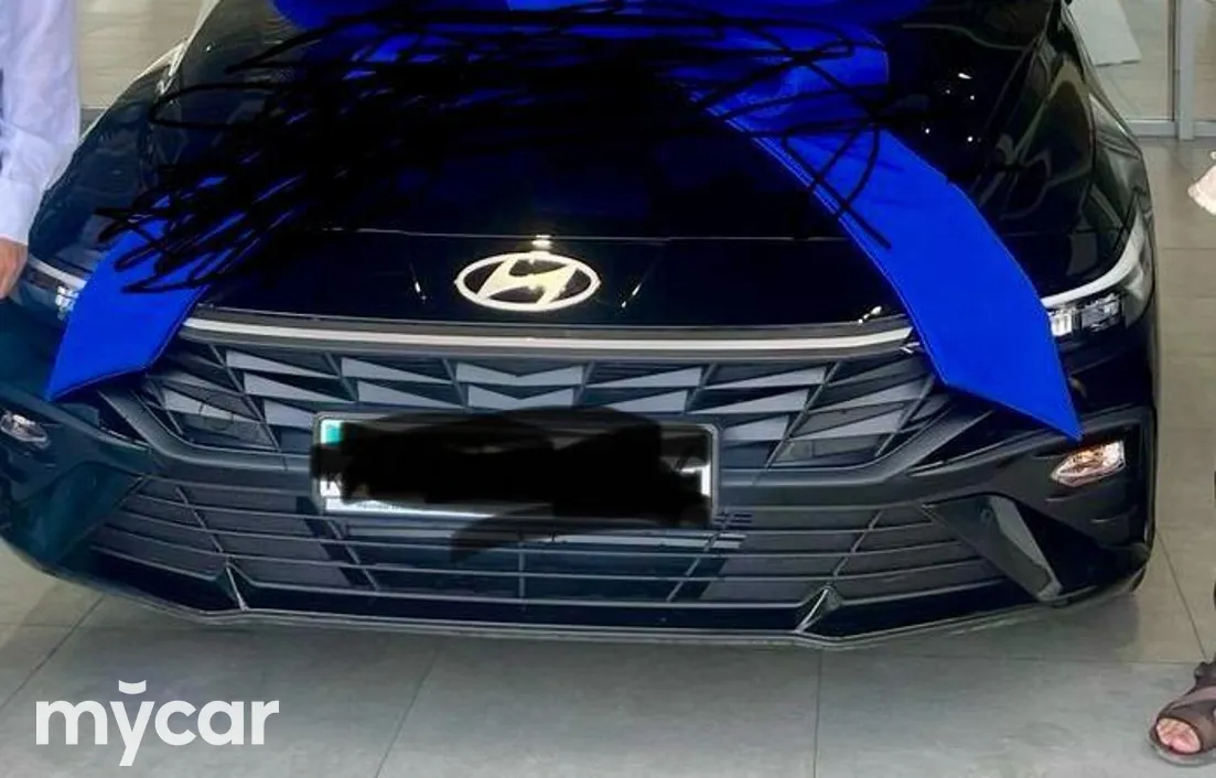 Hyundai Elantra 2024