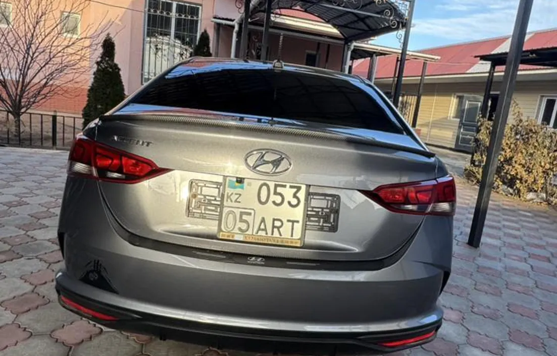 Hyundai Accent 2021
