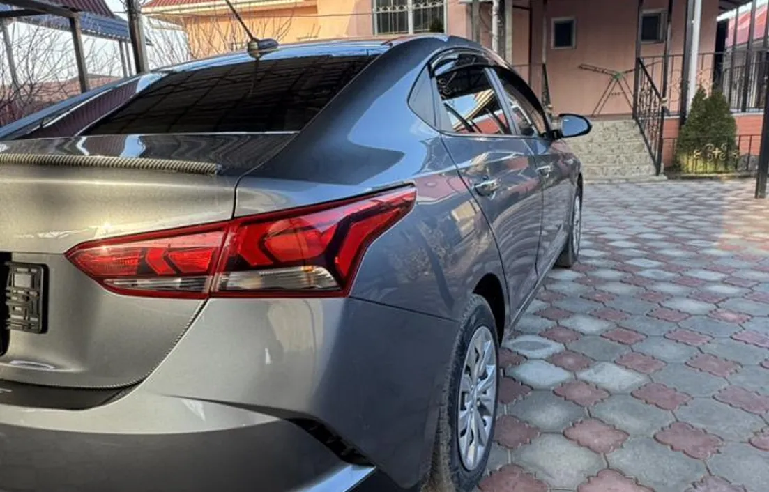 Hyundai Accent 2021
