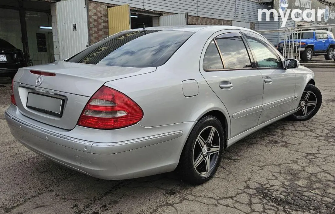 Mercedes-Benz E-Класс 2004