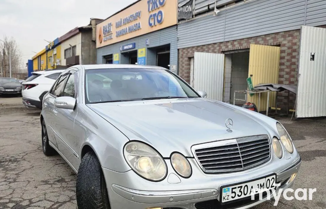 Mercedes-Benz E-Класс 2004