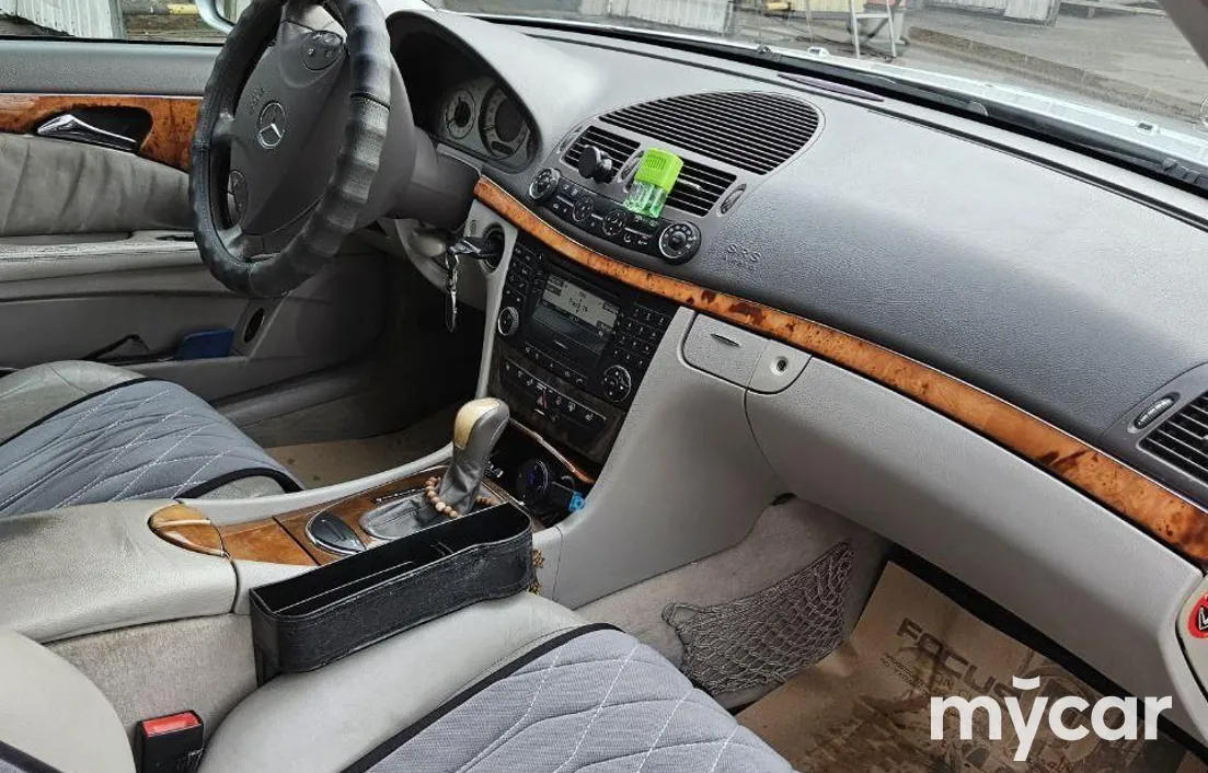 Mercedes-Benz E-Класс 2004