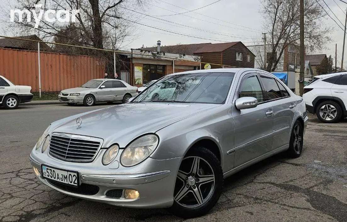 Mercedes-Benz E-Класс 2004