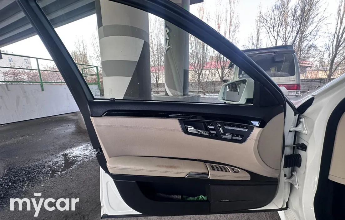 Mercedes-Benz S-Класс 2006