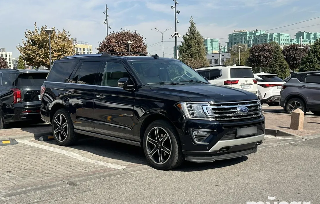 Ford Expedition 2021