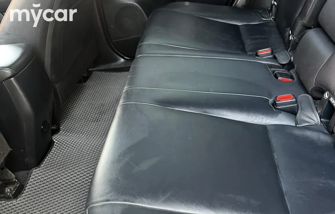 Toyota RAV4 2017