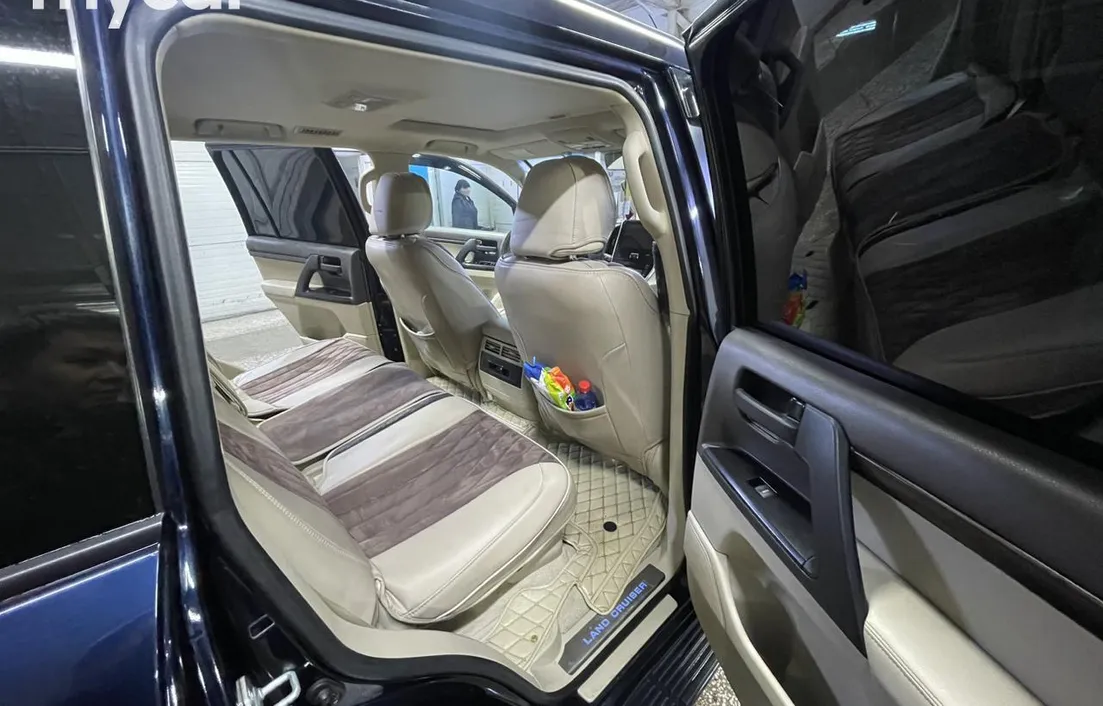 Toyota Land Cruiser 2019