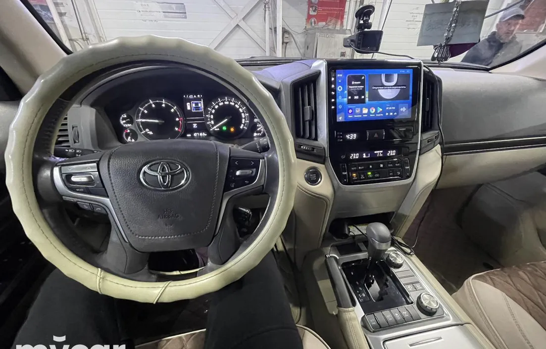Toyota Land Cruiser 2019