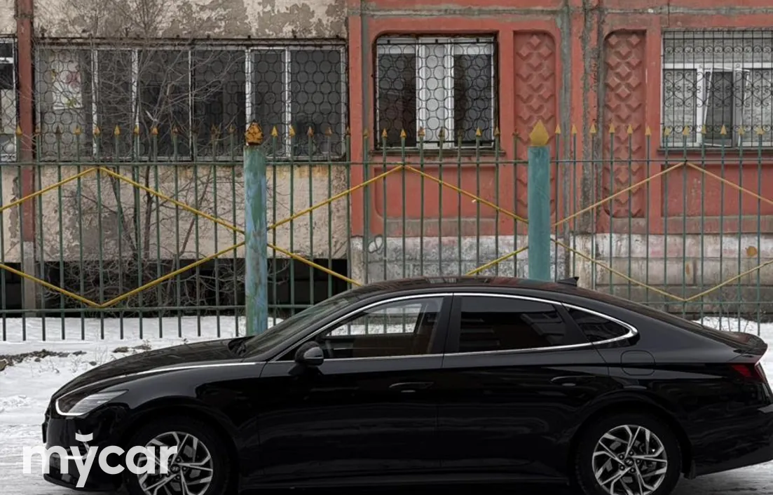 Hyundai Sonata 2021