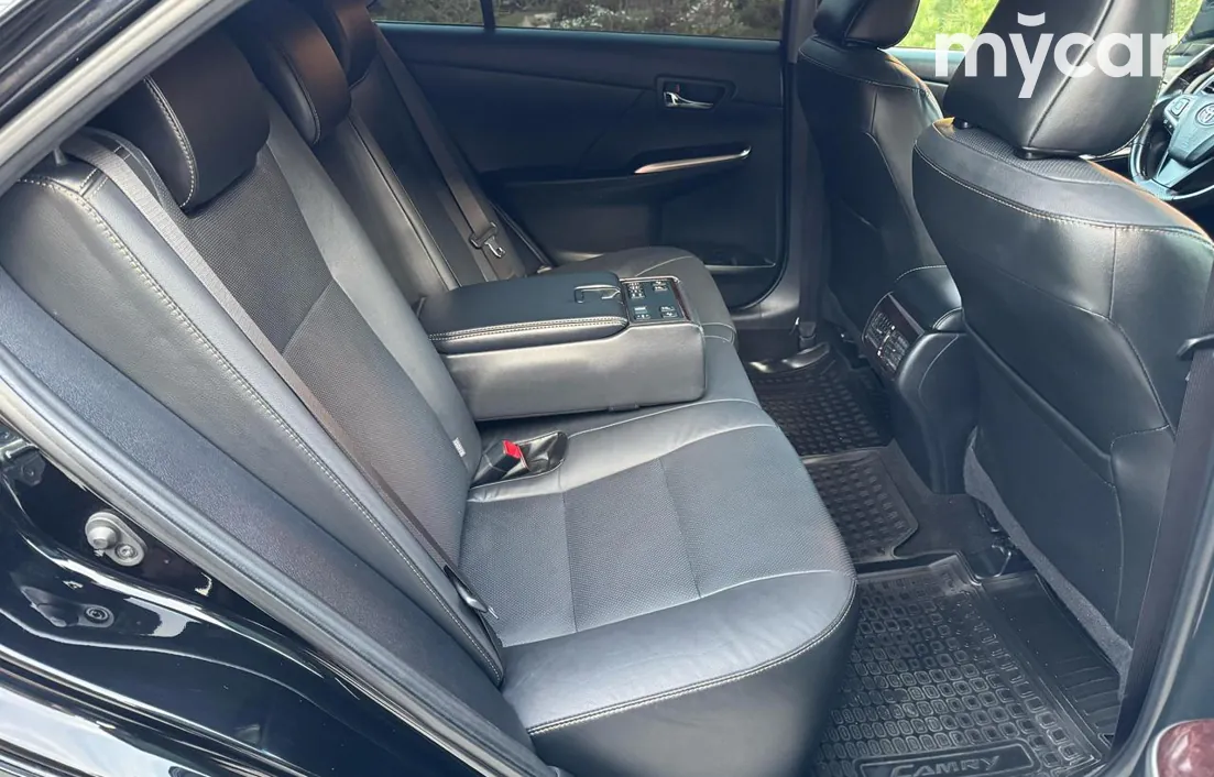 Toyota Camry 2017