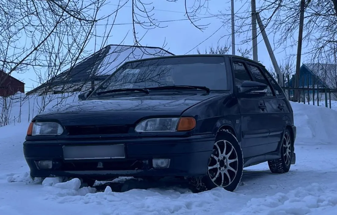 LADA 2114 2004