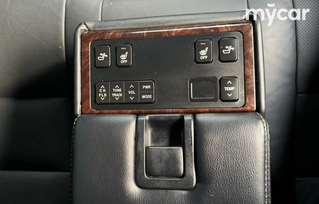 Toyota Camry 2017