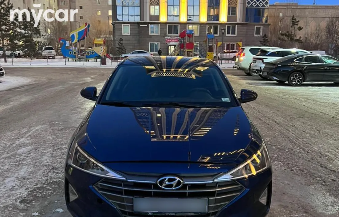 Hyundai Elantra 2018