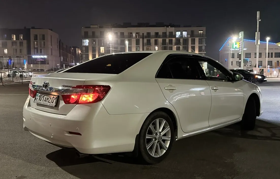Toyota Camry 2012