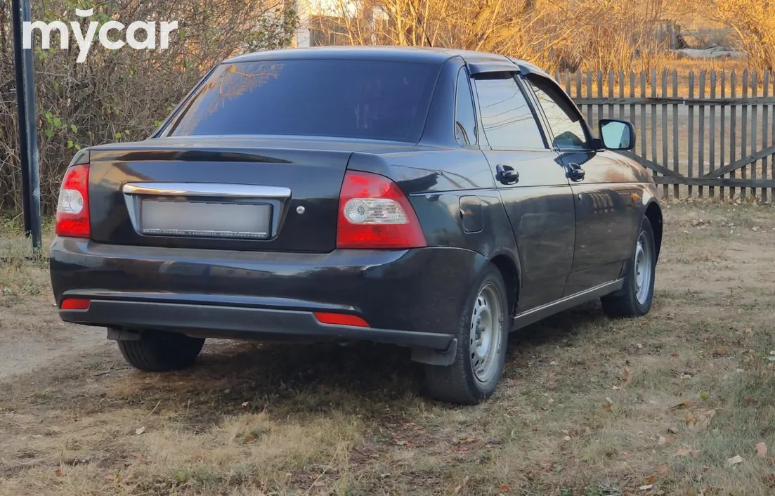 LADA Priora 2012