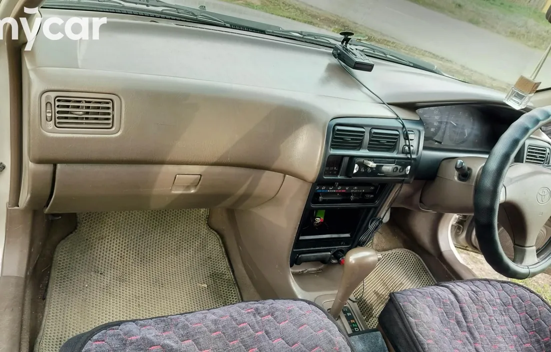 Toyota Corolla 1995