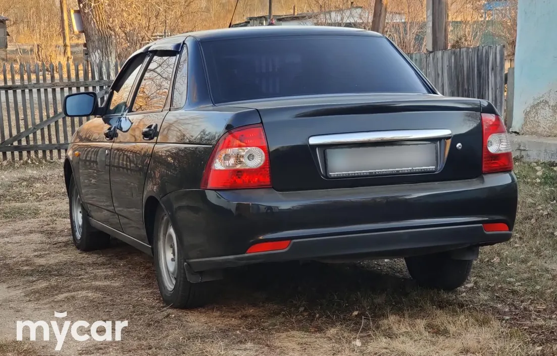 LADA Priora 2012