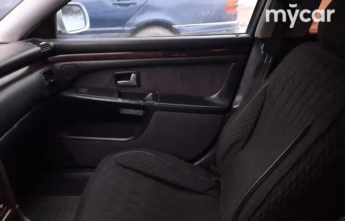 Audi A8 1995