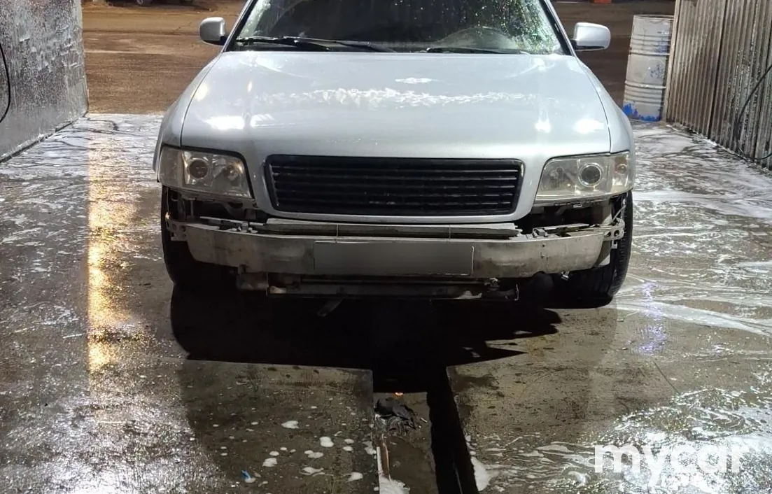 Audi A8 1995