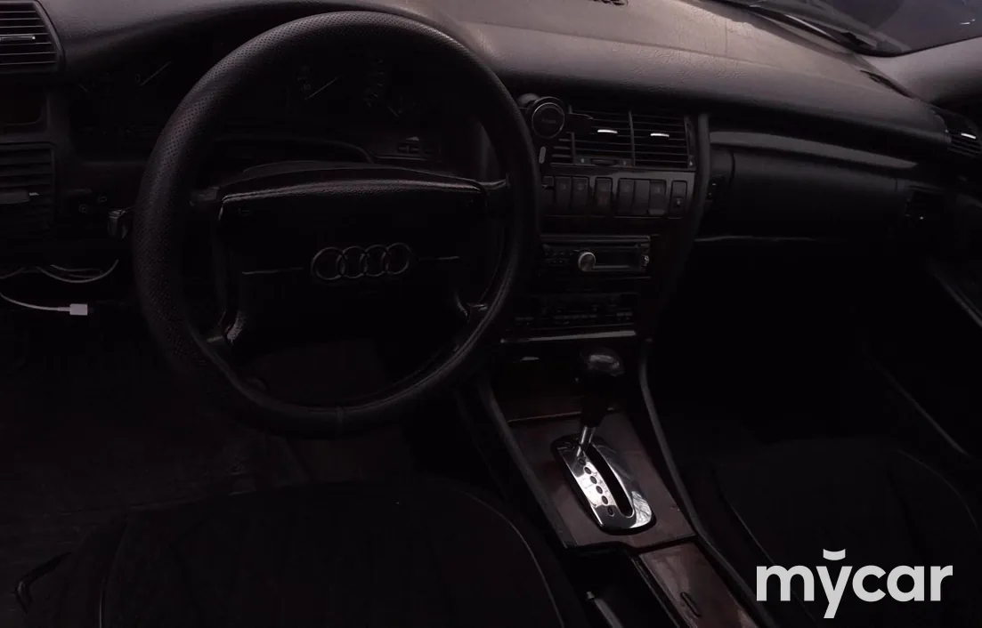 Audi A8 1995
