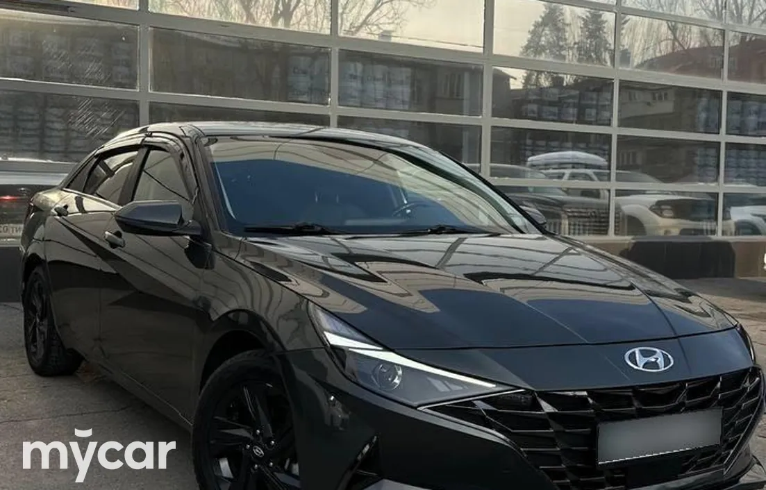 Hyundai Elantra 2023