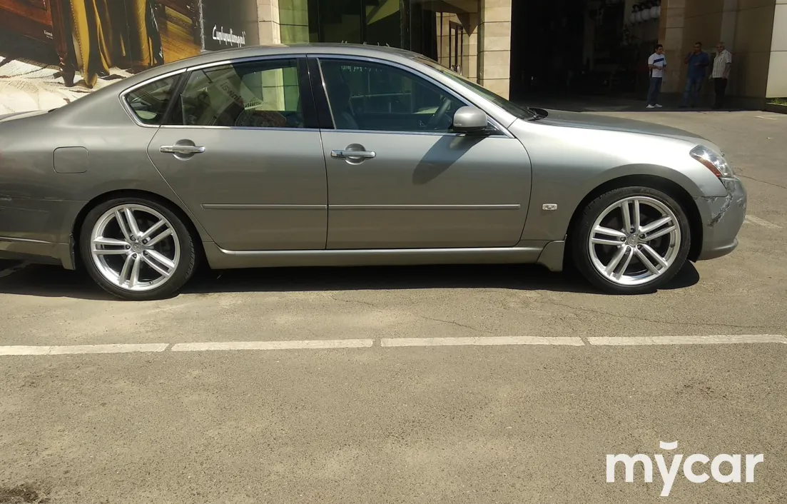 Infiniti M 2007
