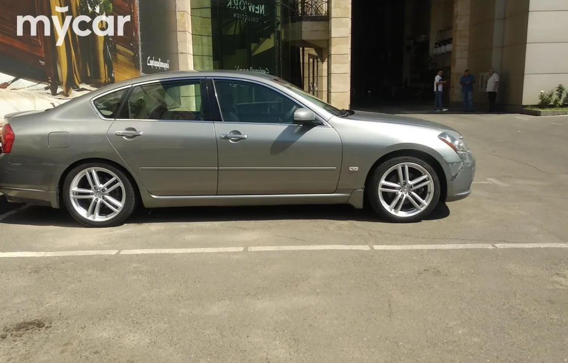 Infiniti M 2007