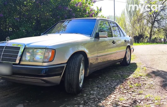 фото Mercedes-Benz E-Класс Новая за 1700000 тенге