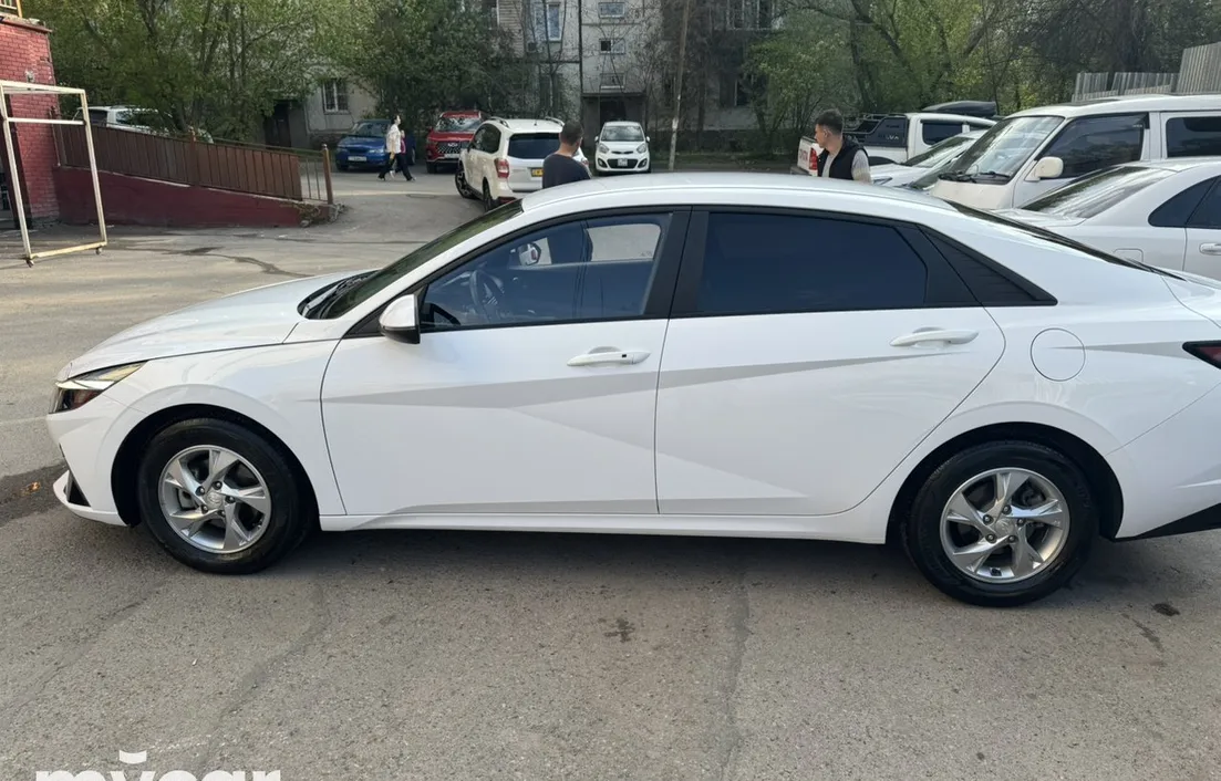 Hyundai Avante 2021