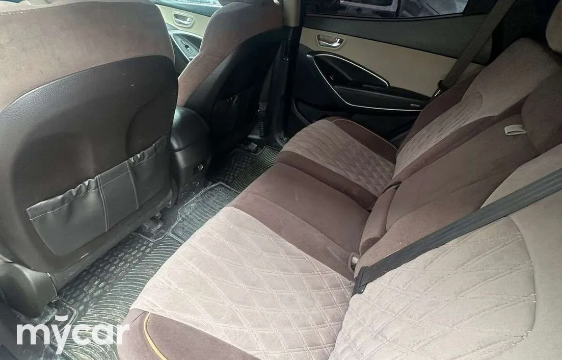 Hyundai Santa Fe 2016
