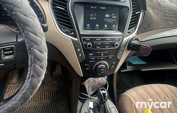 Hyundai Santa Fe 2016