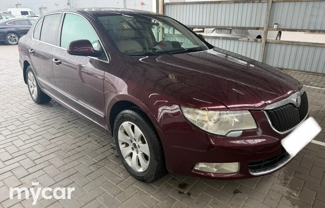 Skoda Superb 2011
